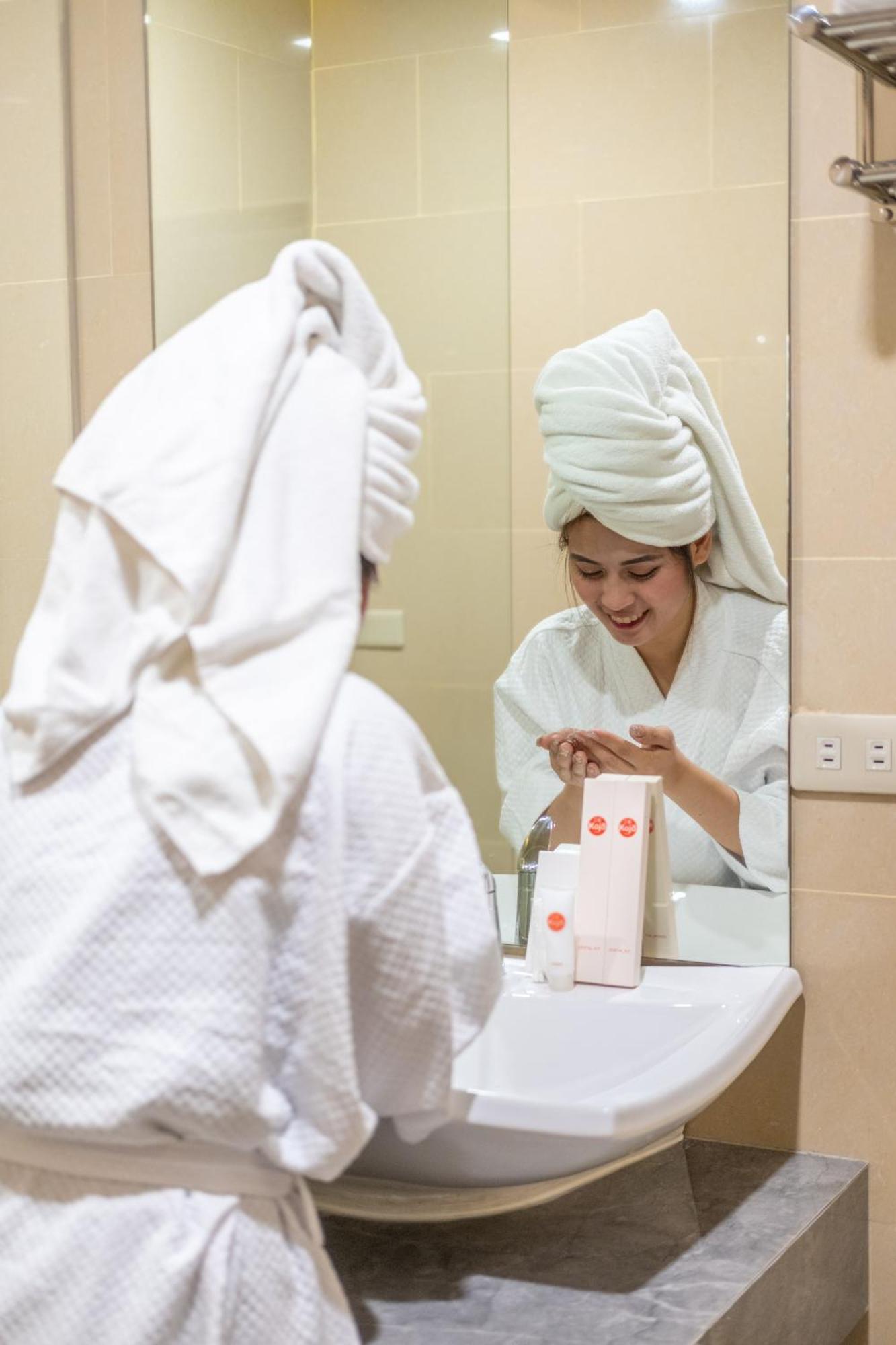 Kojo Hotels Cebu-Mandaue Esterno foto
